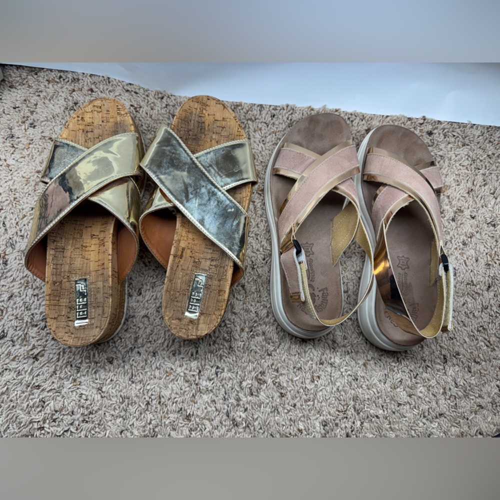 Reef Women's  Brown Tan Sandals with golden Strap and Fantasy sandal size 38.
